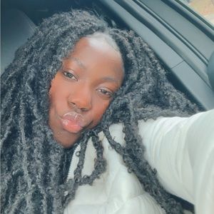 Meet your Posher, Josephine